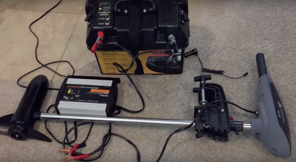 Meilleure batterie de moteur de pêche à la traîne pour les petits budgets – Fisher et Hunter