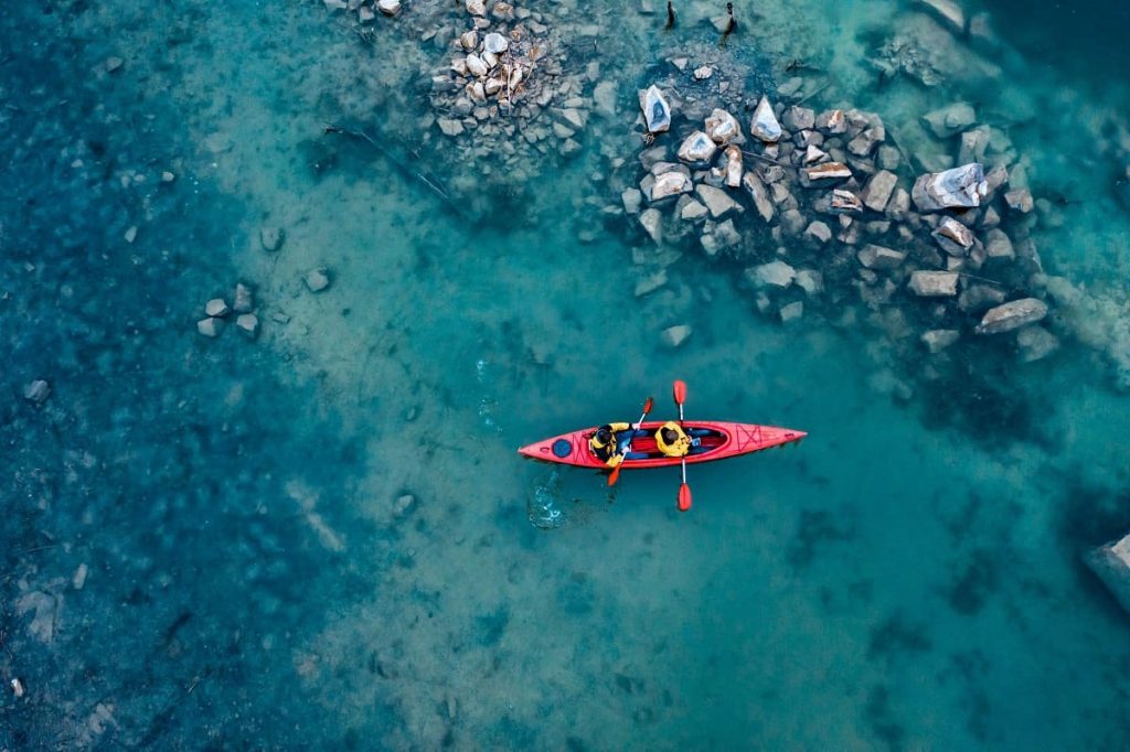 Quelle est la différence entre les kayaks de loisirs et de pêche ?  – Pêcheur et chasseur