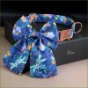 Collier nœud papillon en soie pour chien avec boucle personnalisée – Image 5